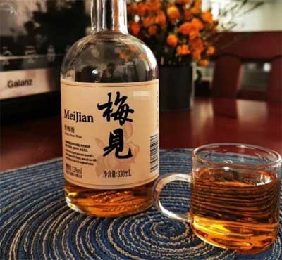 梅见青梅酒多少一瓶是哪个公司的？口感有什么特点1.jpg