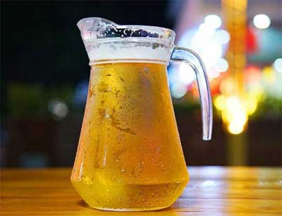 一听啤酒是多少，是易拉罐一罐以330ml和500ml为主4.jpg