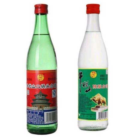牛栏山绿牛二和白牛二区别，绿牛二是纯粮清香/白牛二是勾兑浓香1.jpg