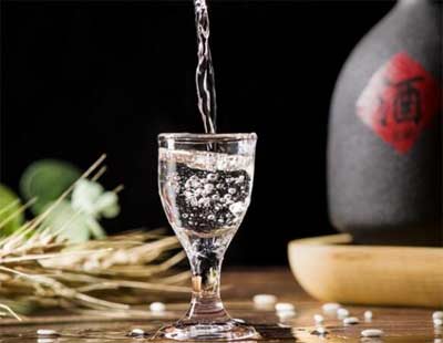 黄酒文化和白酒文化对比的差异3.jpg