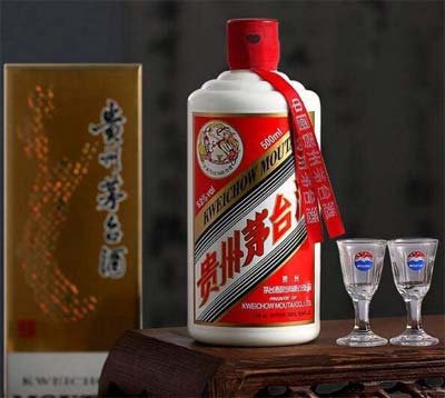 汉酱酒与茅台酒区别，汉酱是51度绵柔酱香比茅台酒略淡偏甜2.jpg