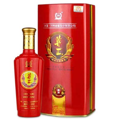 泸州老窖尊王价格表及图片，低端贴牌神酒口感一般价值不过百2.jpg