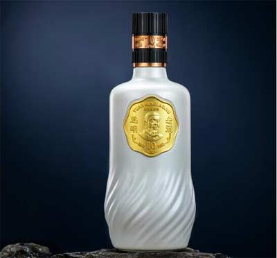 远明老酒53度酱香型价格多少钱，看似茅台镇神酒实际口感并不神