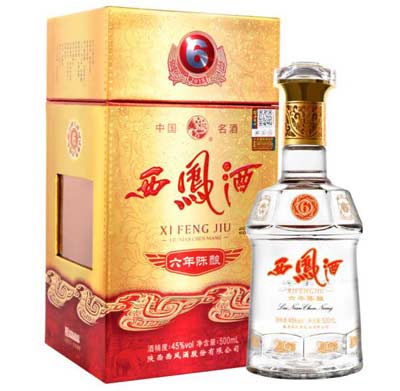 凤香型白酒是什么味道，入口偏浓香随后是清香的兼香风味