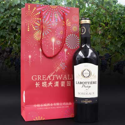 葡萄酒哪个好？国产红酒长城大漠葡园怎么样？