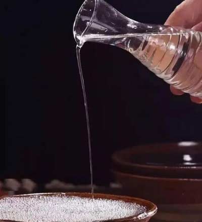 白酒拉酒线有意义吗酒线长就是好酒么