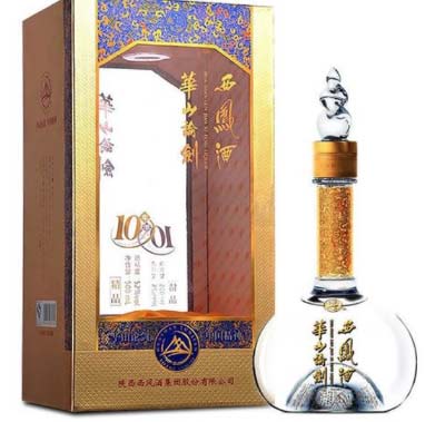 华山论剑西凤酒30年52度 价格及口感特点介绍2.jpg