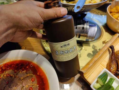 为什么说湖南的酒鬼酒比五粮液还要好喝？7.jpg