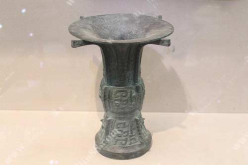 古代百变酒器-尊