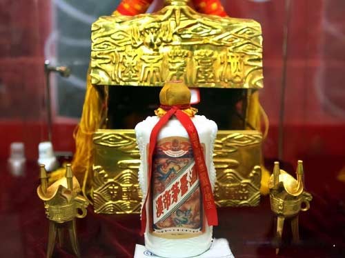 打扮打扮粉墨登场的汉帝茅台酒承载着什么？2.jpg