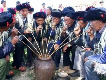 关于彝族的饮酒习俗，你了解多少？