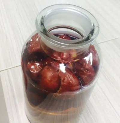 枣酒是如何酿造出来的？ - 用红枣以及酒配制的酒
