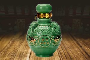 去哪里找价格不贵却又值得收藏的白酒