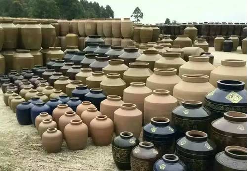 为什么大多数白酒都用陶坛储存