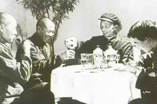 酱香酒的历史来历：现代的酱香型白酒这个名字是怎么得来的