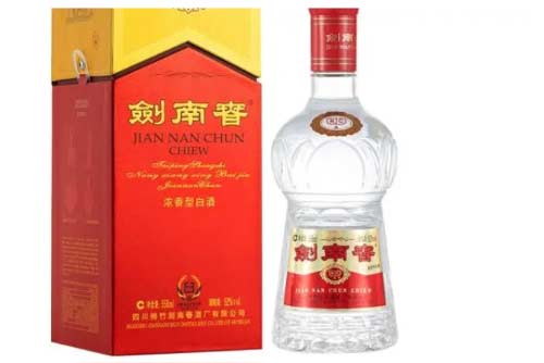 剑南春水晶剑价格是多少值得收藏吗？