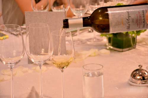 葡萄酒礼仪之斟酒 